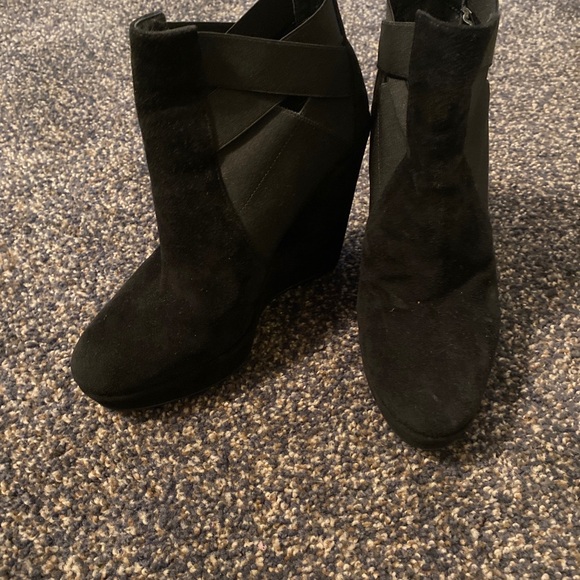 Stuart Weitzman Booties - Picture 2 of 7